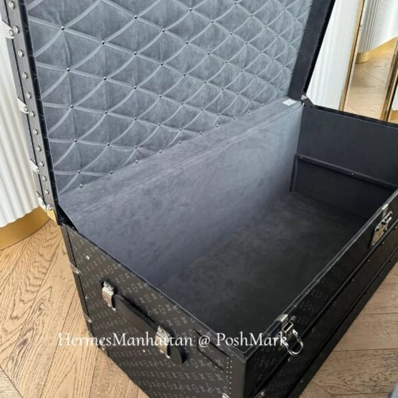 Louis Vuitton Trunk Courrier Lozine 110 (RETAIL $47,500) - Picture 5 of 8